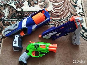    NERF STRONGARM,  NERF ZOMBIE S,  NERF SLINGSTRIKE, : /  