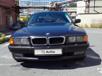 BMW 740 i , 4,4  286 /,     ( ),       ( , :  , , ,      