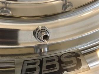      BBS e63 magnesium centerlock         42  