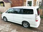 Nissan Serena 2.0AT, 2002, 