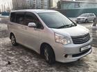 Toyota Noah 2.0AT, 2010, 200000