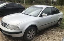 Volkswagen Passat 1.6, 1999, 