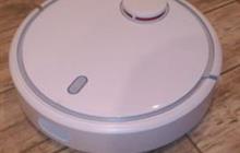   Xiaomi robot vacuum cleaner