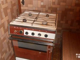 Газовая плита 60х60см,  Все конфорки и духовка в рабочем состоянии в Калуге