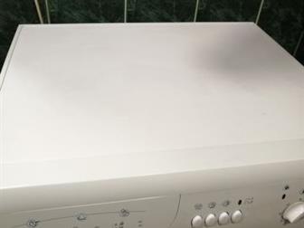   Indesit w104t, /,(,   ) 59,5  85  52,5   1  5 ,   1000 /  