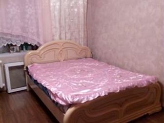 Кровать длина- 2,10м, ширина 1,80м, матрас 2,00м* 1,60м ортопелический,  Торг уместен, в Кирове