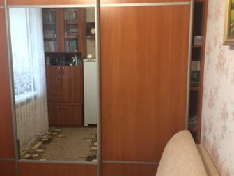 Продаю квартиру индивидуальной планировки на 4 этаже в новом кирпичном доме,  Дом расположен в районе магазина Глобус, рядом остановки общественного транспорта, в Кирове