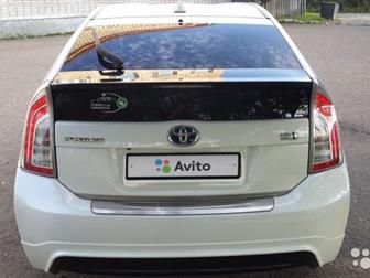 Toyota Prius 2011 ,    G LED edition   ,   ,   Modelista LED  --