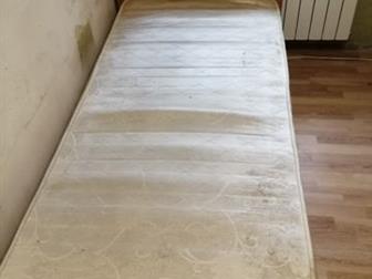 1- спальная кровать размером 2х0,  95 см с матрасом,  Б/у,  Цена 2000рублей, в Липецке