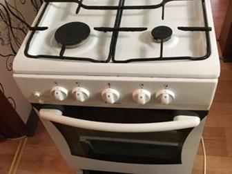 Газовая плита Ханса , в хорошем состояние , все рабочее , автоподжиг ,свет , духовка и все комфорки рабочие! в Магнитогорске
