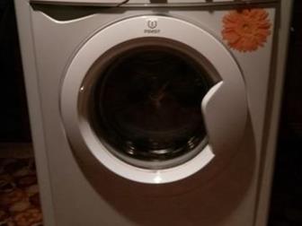   Indesit  4            