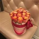 ���� � ������� ������� Dzhonni Dzheliya Flowers