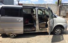 Nissan Serena 2.0AT, 2002, 