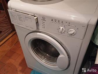    INDESIT WISL82,  