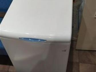   ,  Whirlpool AWE2221 ,    