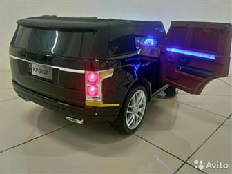  Land Rover  2019 -  - 12v-  -  -   -  usb aux bluetooth- led   