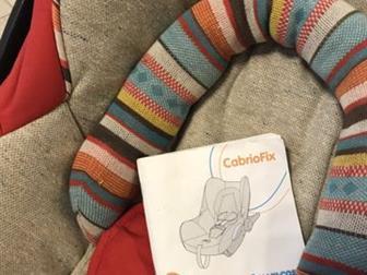  -  Maxi-Cosi CabrioFix - Folkloric Red  !           