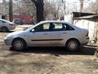 Ford Focus   -- 