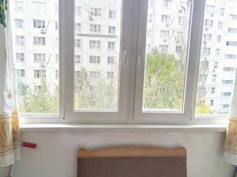  3-      9-  , 1994  ,  ,    ,  
     --