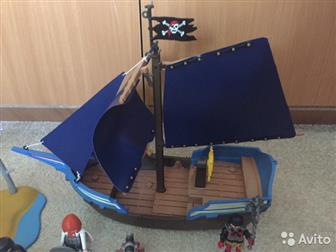 Небольшой парусник с командой , остров, аксессуары, Смотрите другие мои лоты playmobil, Состояние: Б/у в Санкт-Петербурге