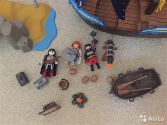 Небольшой парусник с командой , остров, аксессуары, Смотрите другие мои лоты playmobil, Состояние: Б/у в Санкт-Петербурге