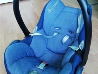         Maxi cosi Cabriofix,   familyfix         -