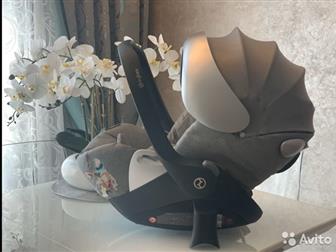   Cybex Cloud Q,   Koi    Isofix,       ,        