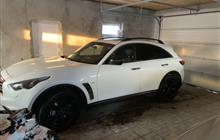 Infiniti QX70 3.7AT, 2014, 100000