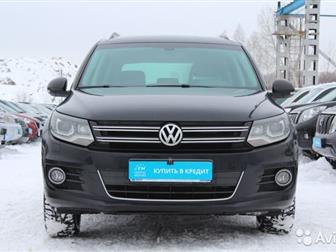          - 1 ,  Wolkswagen Tiguan,   Crystal Motors     