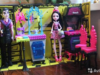       Monster High        -  ,     ,   ,    