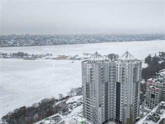    !!!      ,   -,       ,  