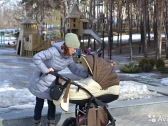 В отличном состоянии,универсальная расцветка!увеличенная люлька, прогулочный блок,на возраст от 0 до 3лет,после одного ребенка,пользовались меньше года, Легкая и в Воронеже